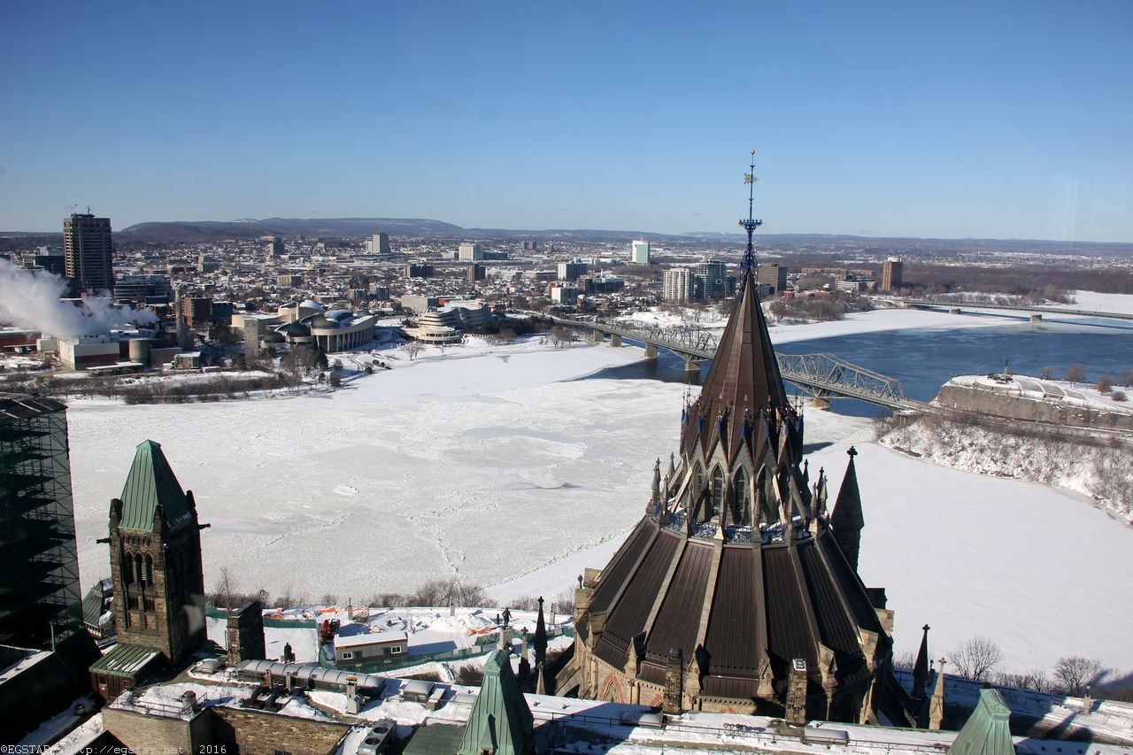 Ottawa, l'hiver, vue de la tour de la paix